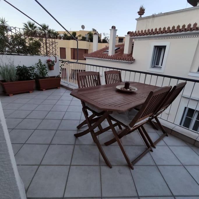 Ferienwohnung Plaka'S Heart Athen Exterior foto