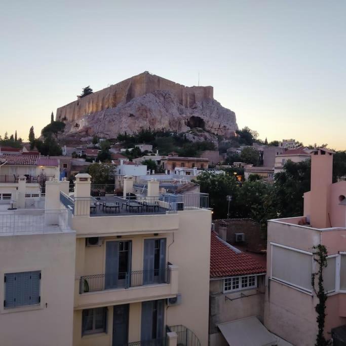 Ferienwohnung Plaka'S Heart Athen Exterior foto