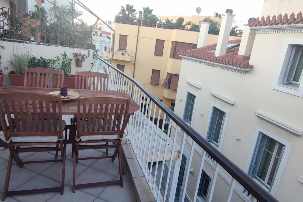 Ferienwohnung Plaka'S Heart Athen Exterior foto